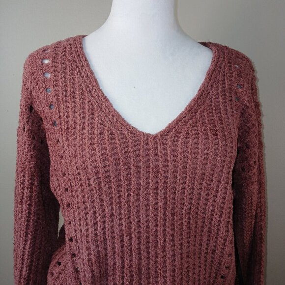 ALMOST FAMOUS CHUNKY V NECK CHENILE SWEATER DEEP ROSE COLOR WOMENS SIZE MED NWT - Picture 5 of 10